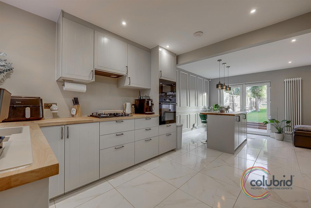 Property photo 1 of 19 0G1A5987-0G1A5991.Jpg