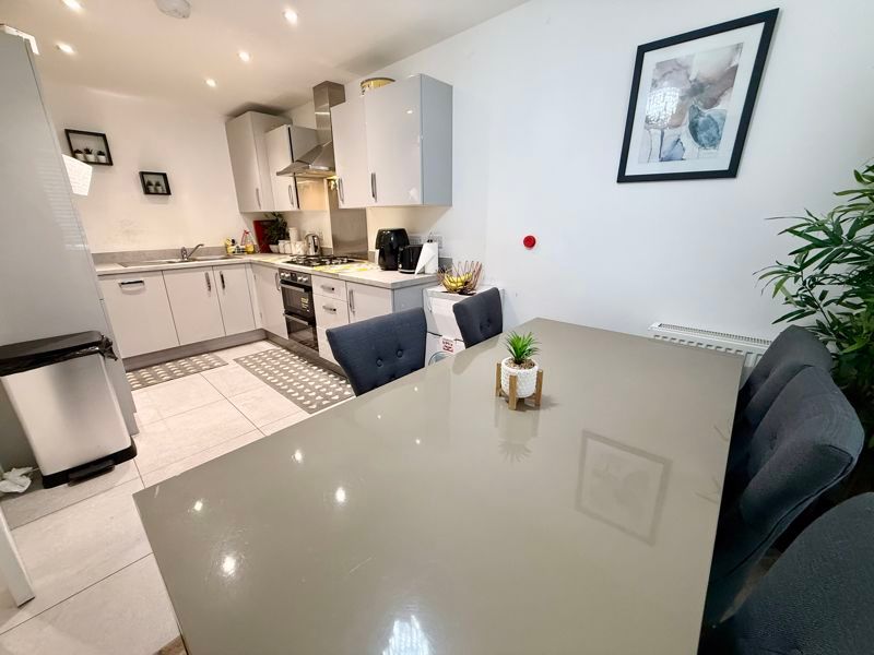 Property photo 3 of 16 Kitchen/Diner