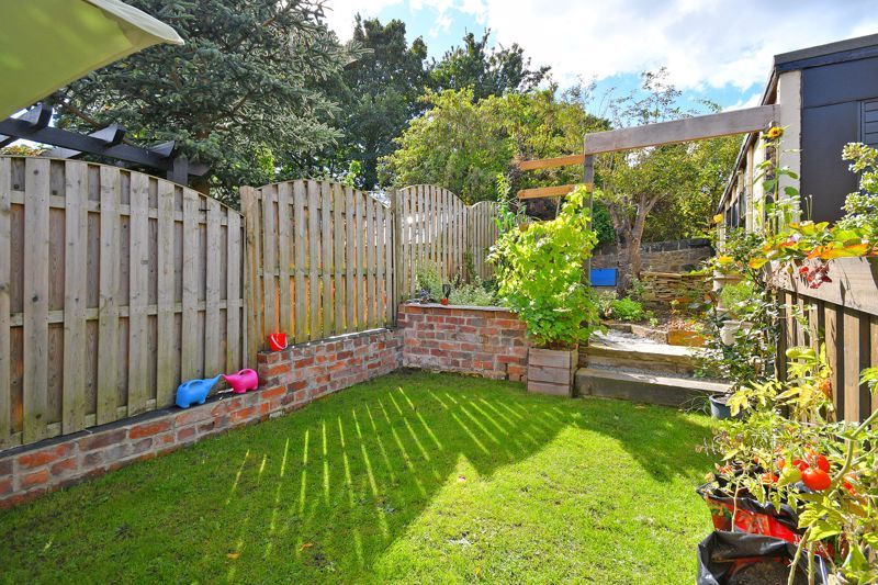 Property photo 3 of 29 Garden