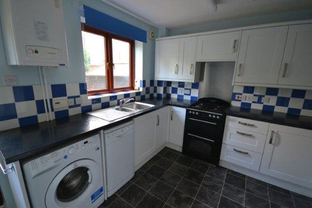 Property photo 3 of 19