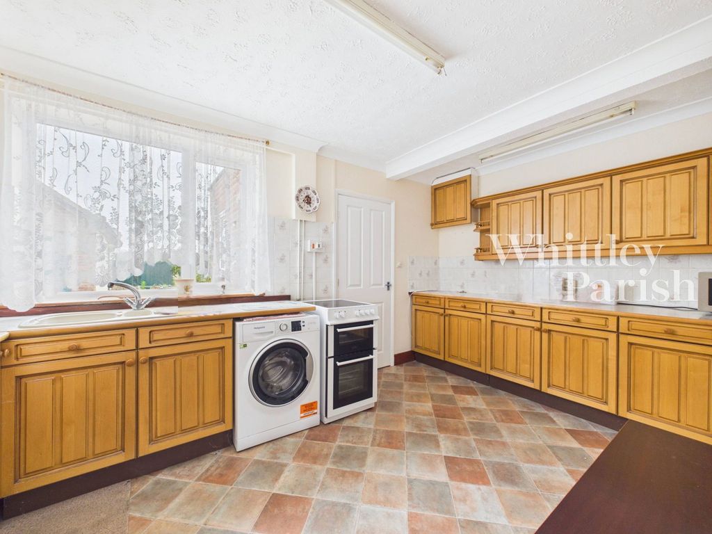 Property photo 3 of 21