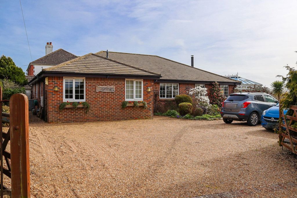 Property photo 1 of 30