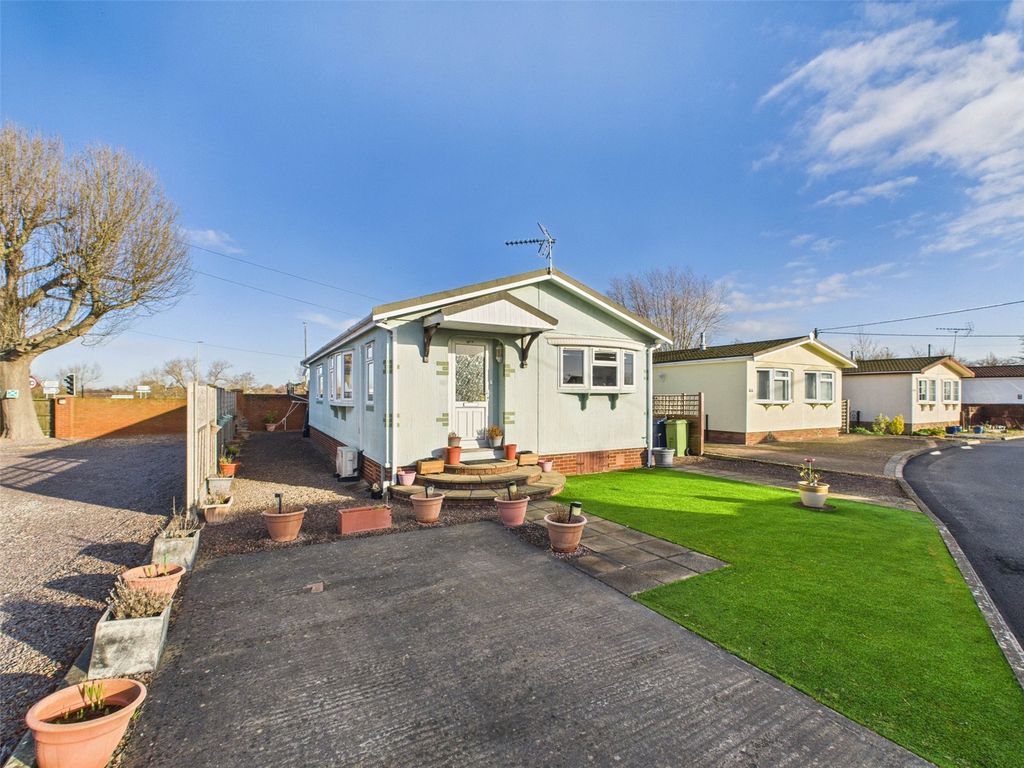 Property photo 1 of 16 Picture No. 04