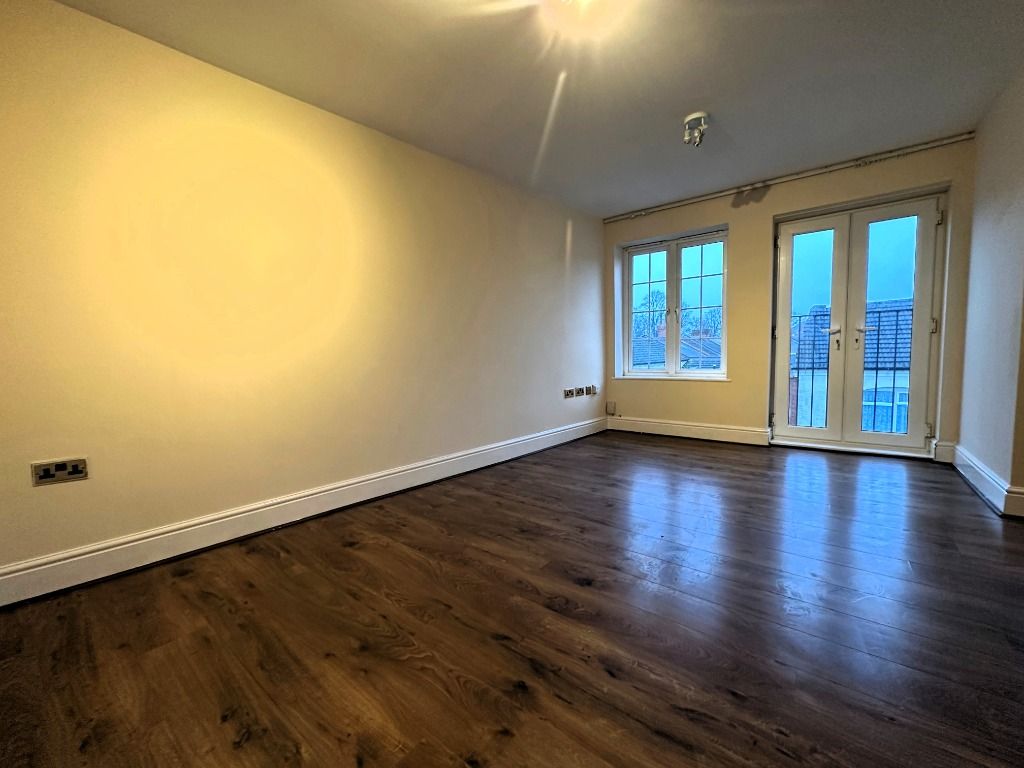 Property photo 3 of 6
