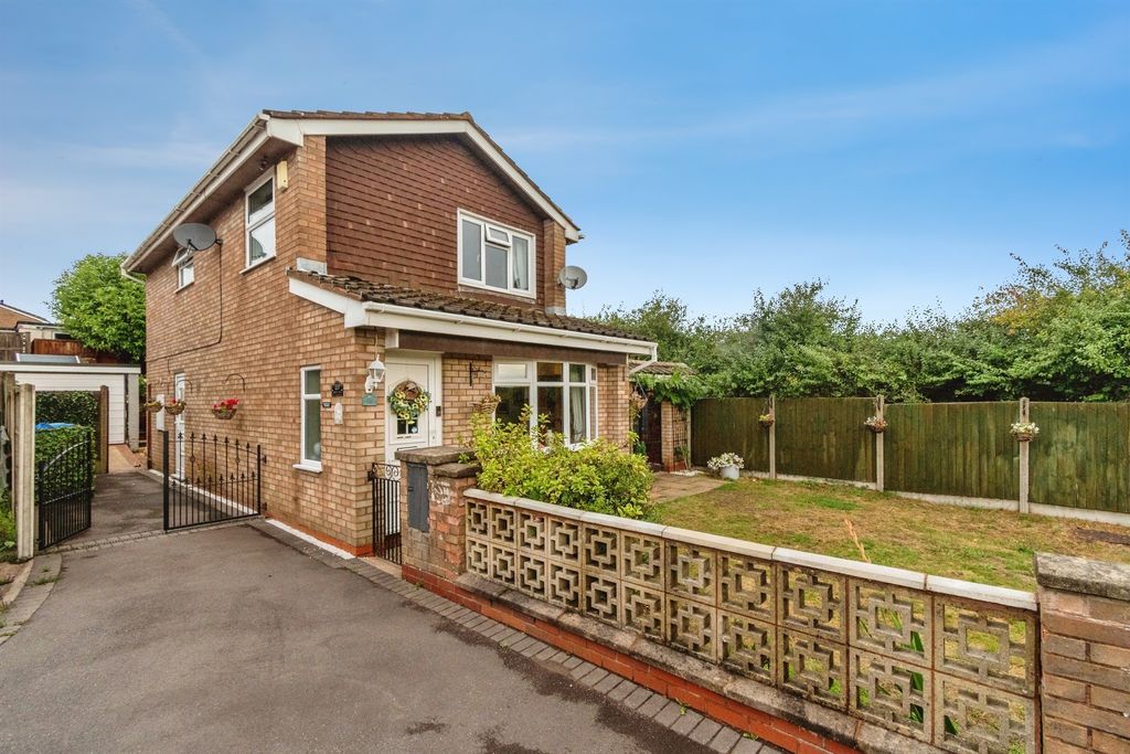 Property photo 1 of 18