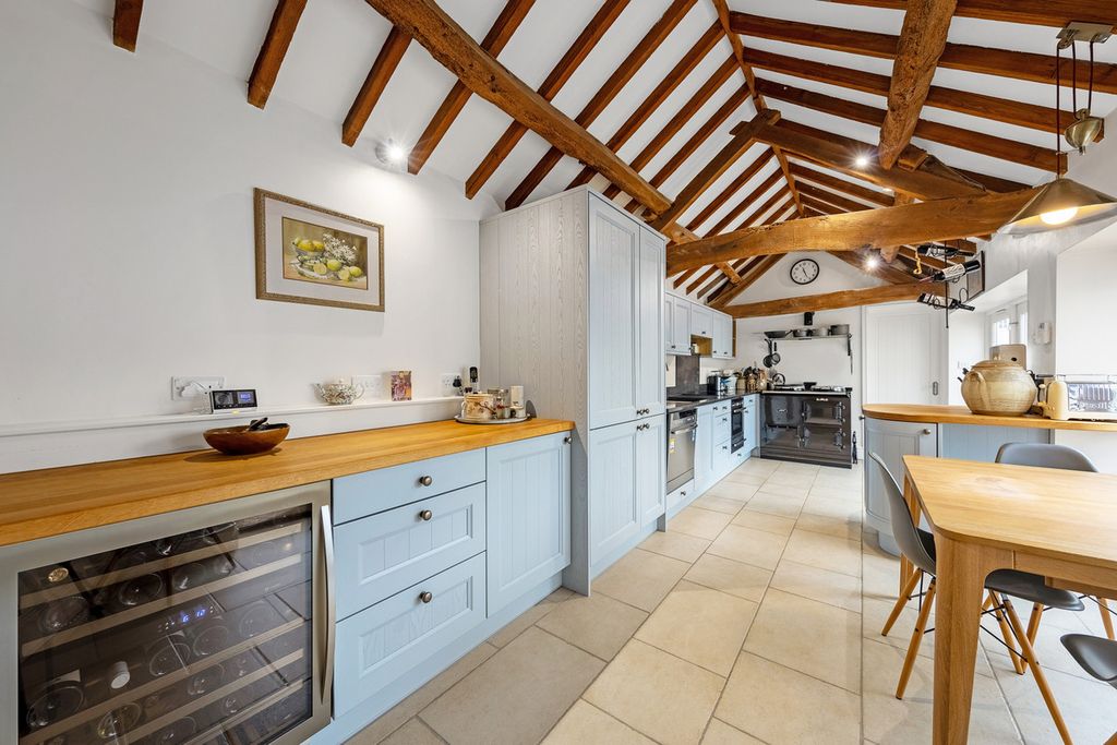 Additional image 13 of 5 bed detached house for sale9 Swinnertons Lane, Yelvertoft, Northampton Northamptonshire NN6