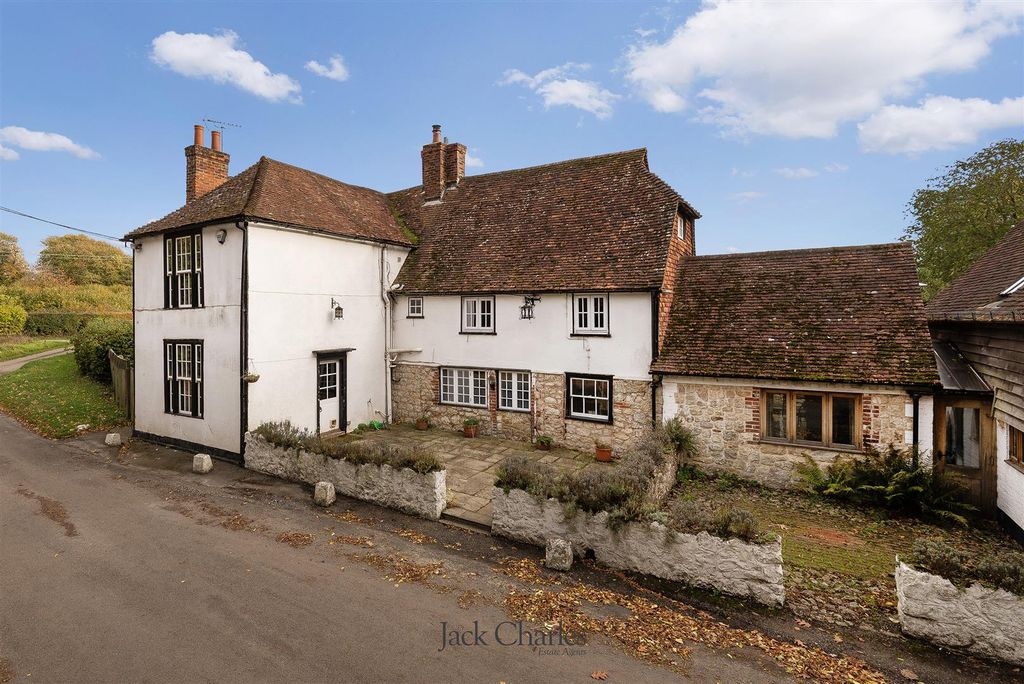 Property photo 1 of 20 The Artichoke, Park Rd, Tn11 9Sr 001.Jpg