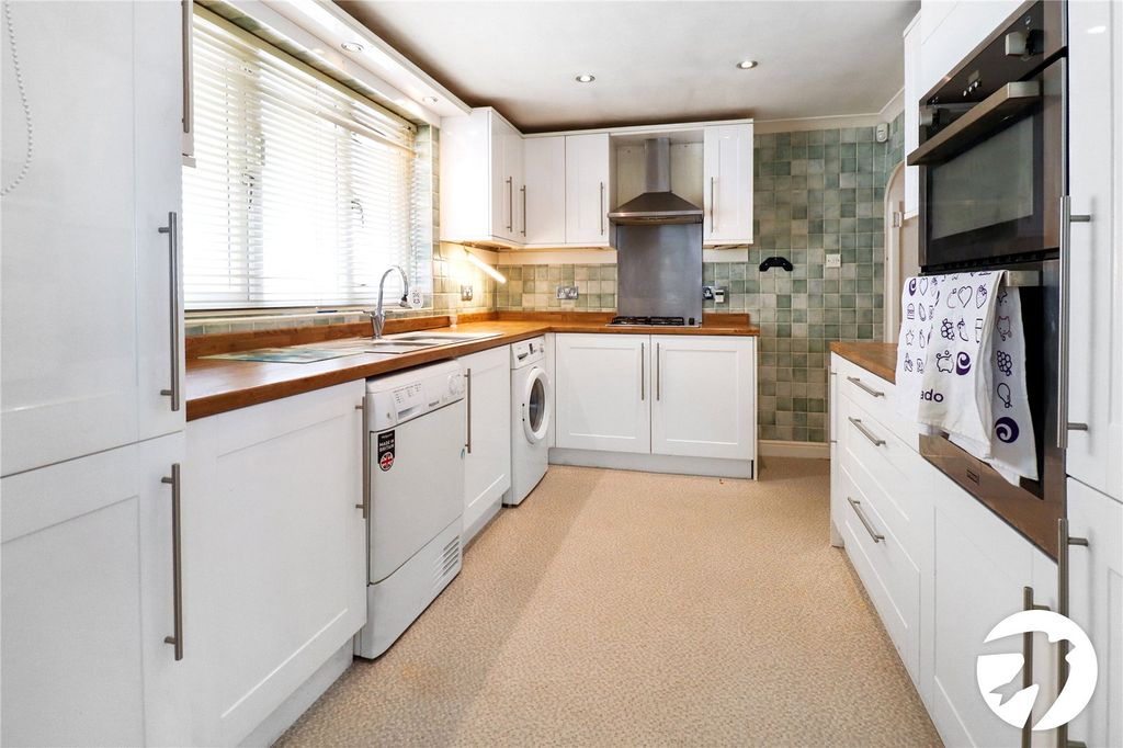 Property photo 3 of 16 Picture No. 09