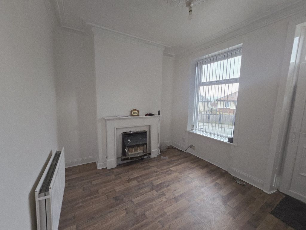 Property photo 2 of 10 Photograph 2