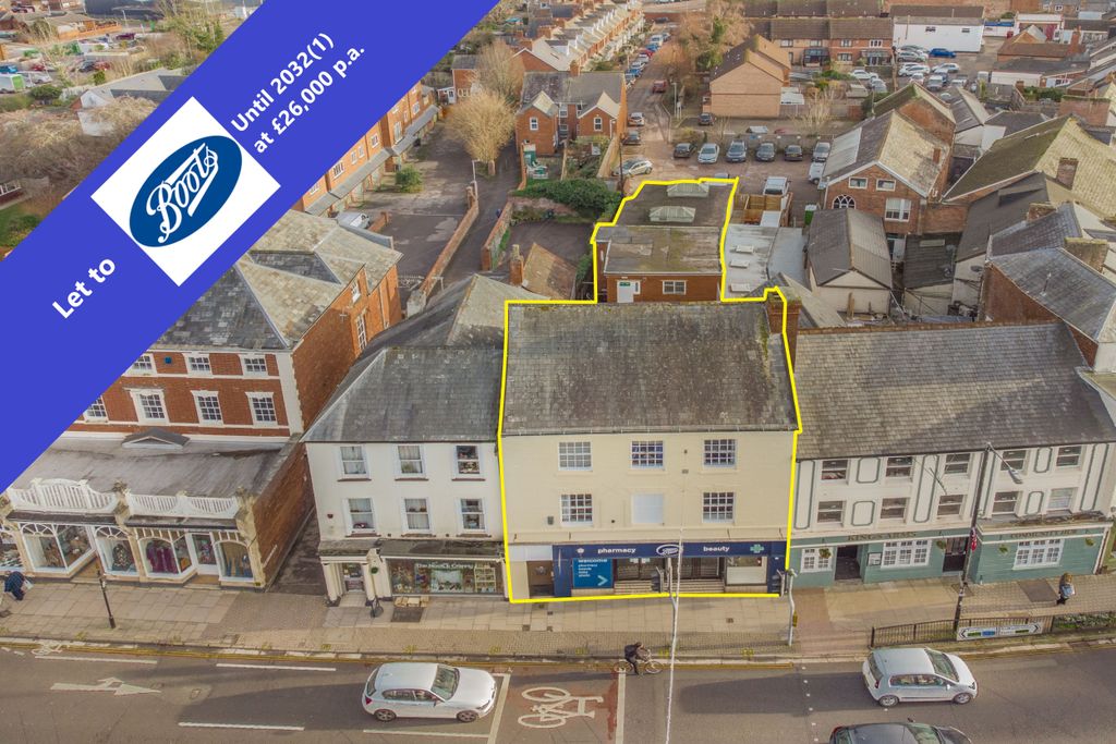 Property photo 1 of 5 6 High Street, Wellington Ta21 8Ra