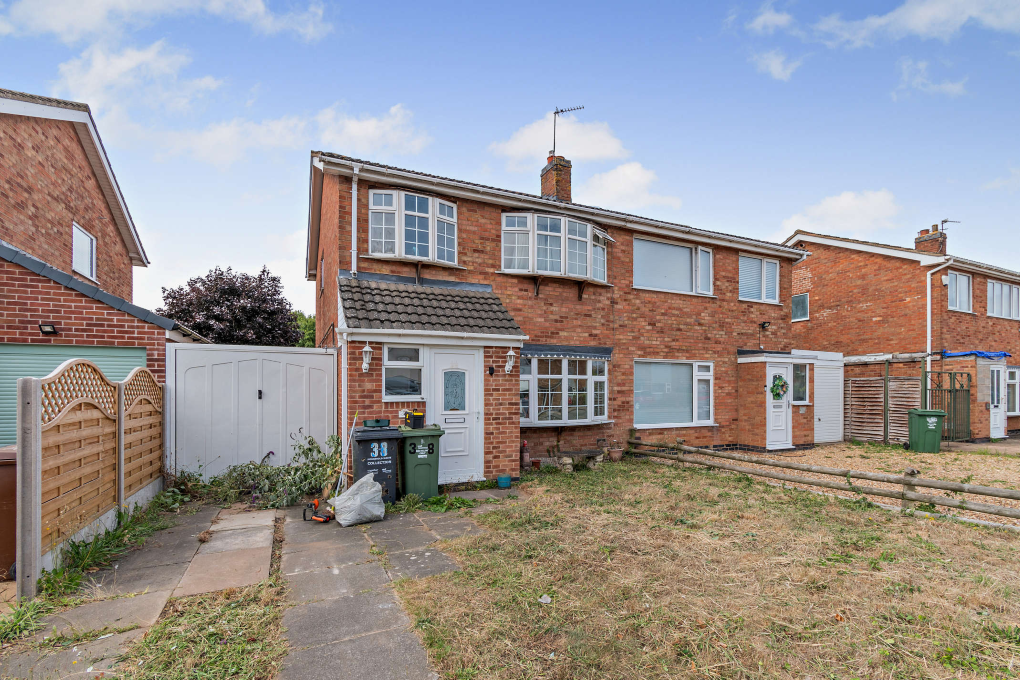 Property photo 1 of 8