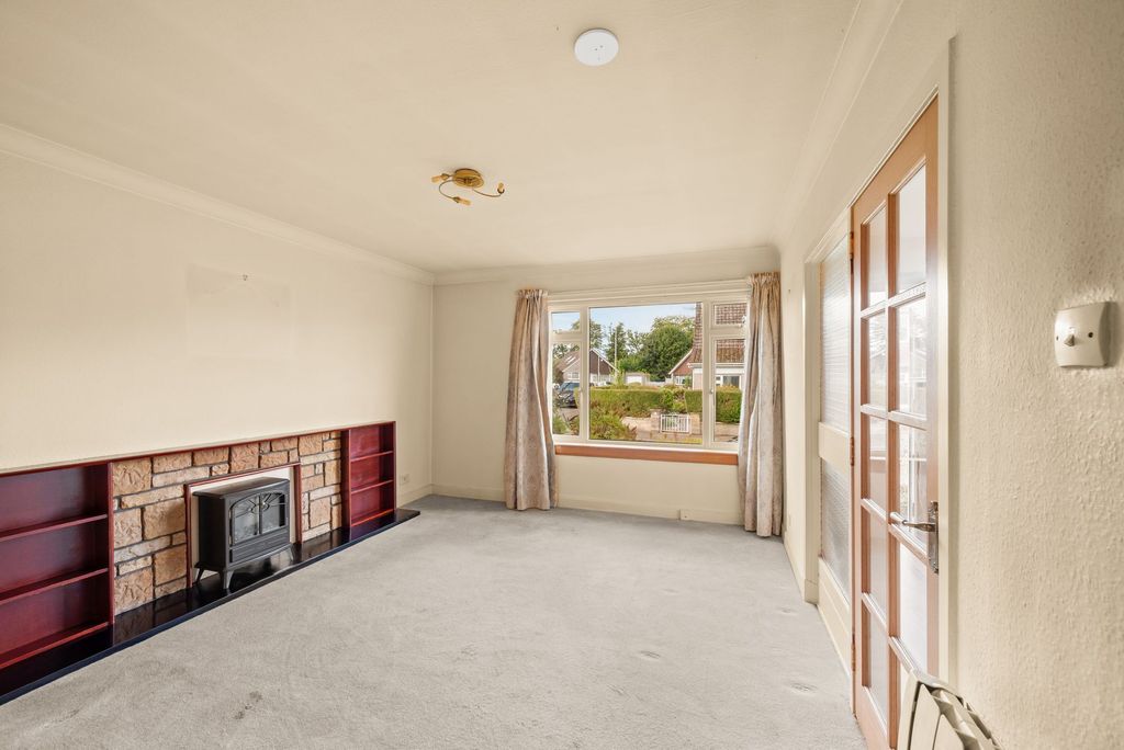 Property photo 3 of 21