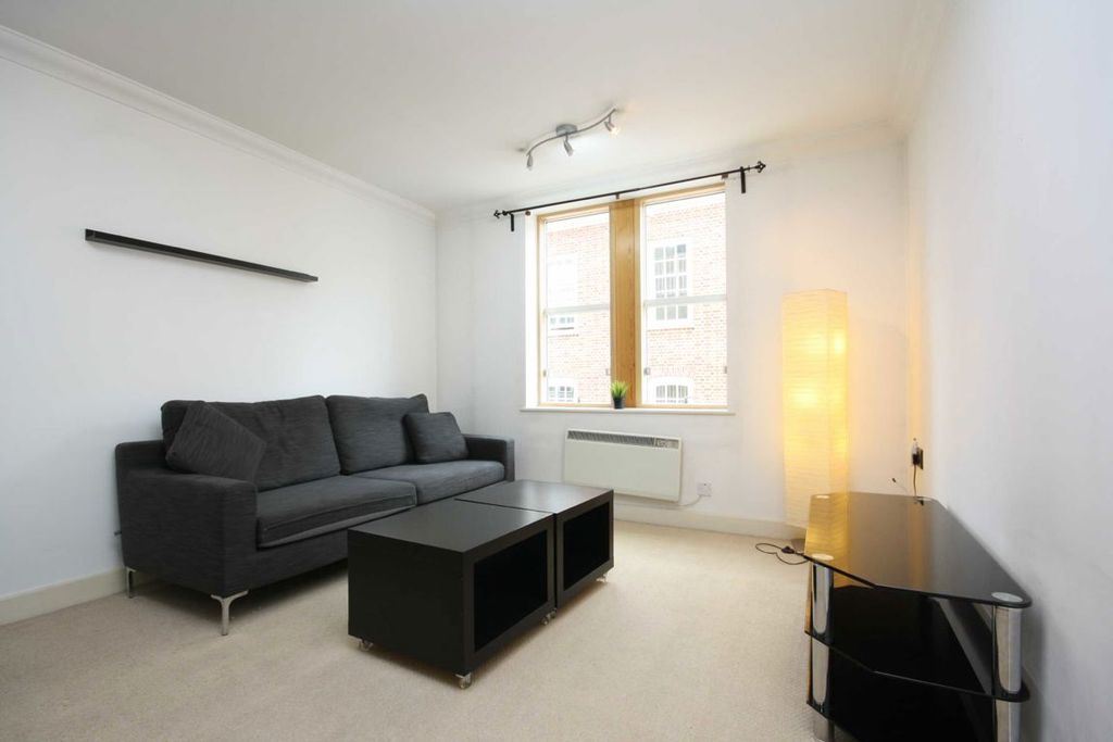 Property photo 2 of 4