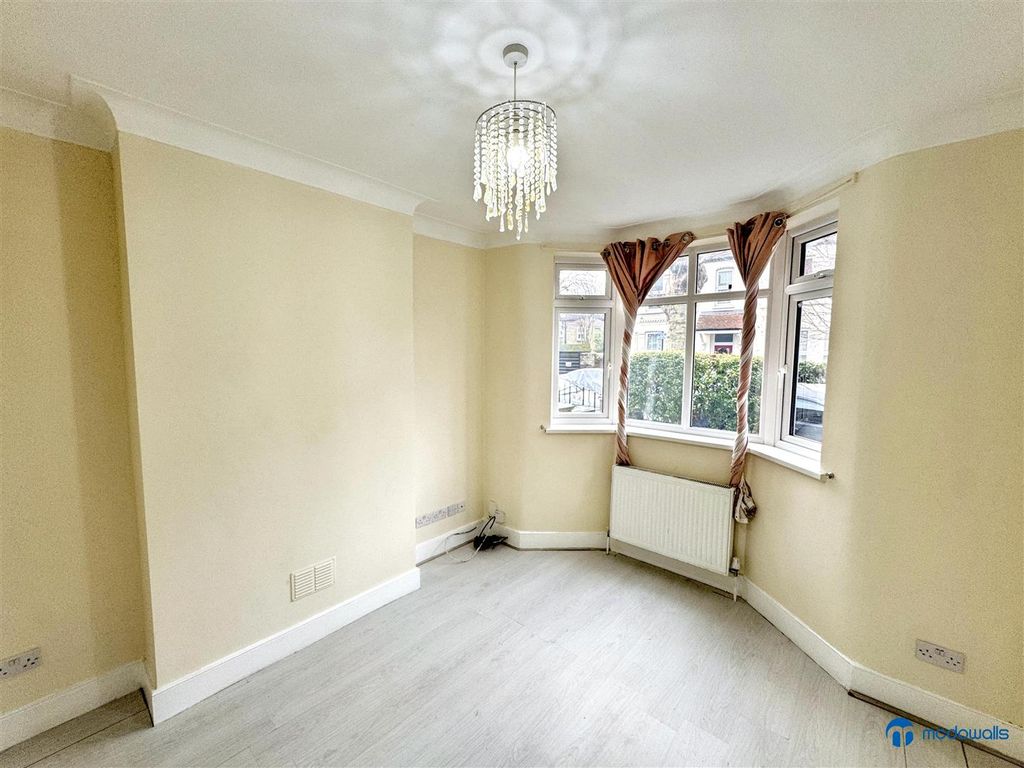 Property photo 2 of 23 Img_3988.Jpg