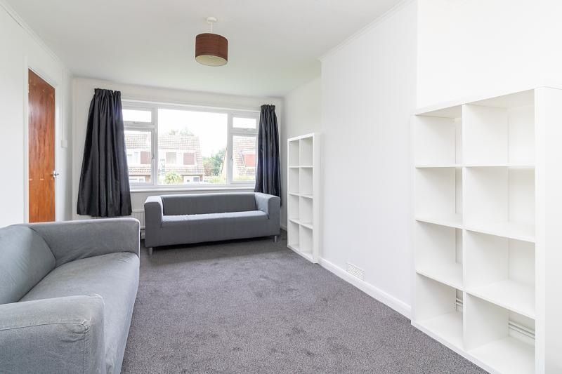 Property photo 3 of 11 1063394