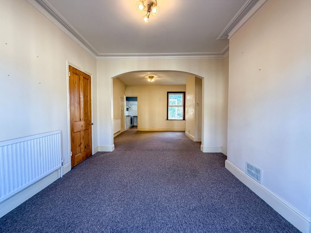 Property photo 2 of 16 4793132