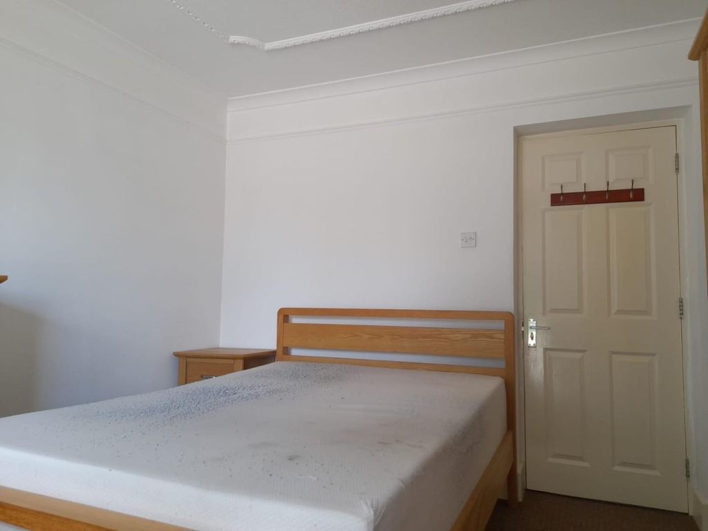 Property photo 3 of 6 381.Jpg