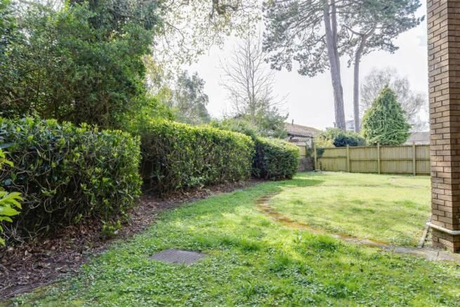 Property photo 3 of 3 42572_33813001_Img_01_0000_Max_656x437.Jpeg