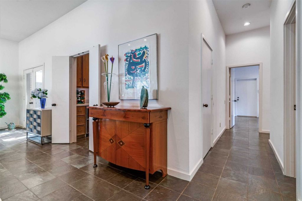 Property photo 2 of 31 <Alttext/>