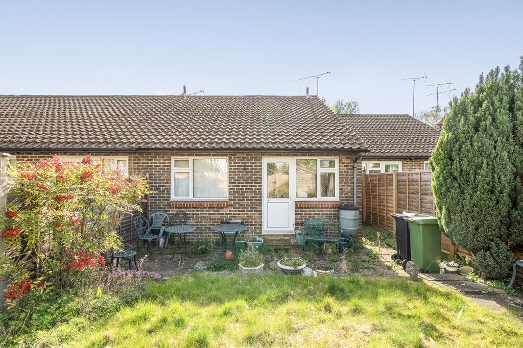 Property photo 2 of 9