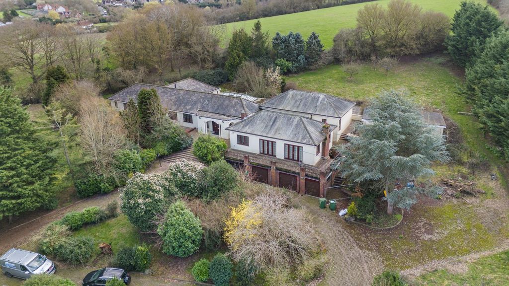 Property photo 1 of 39