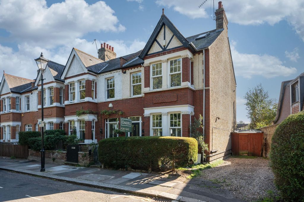 Property photo 1 of 10