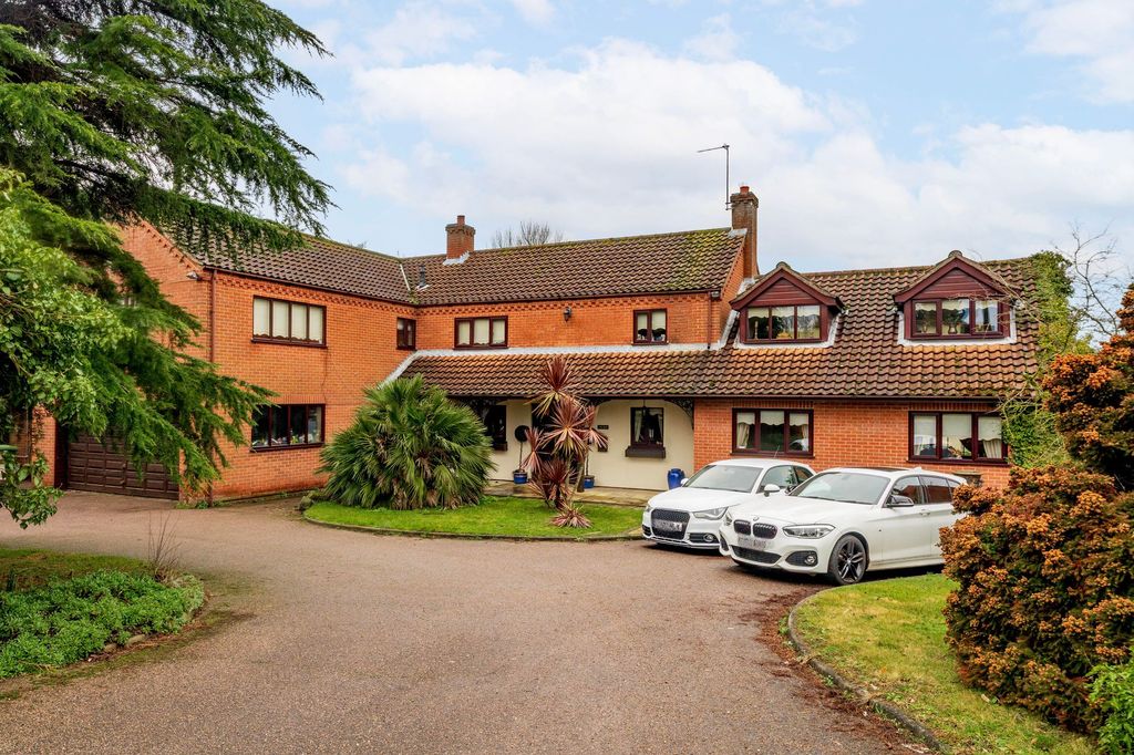 Property photo 1 of 29