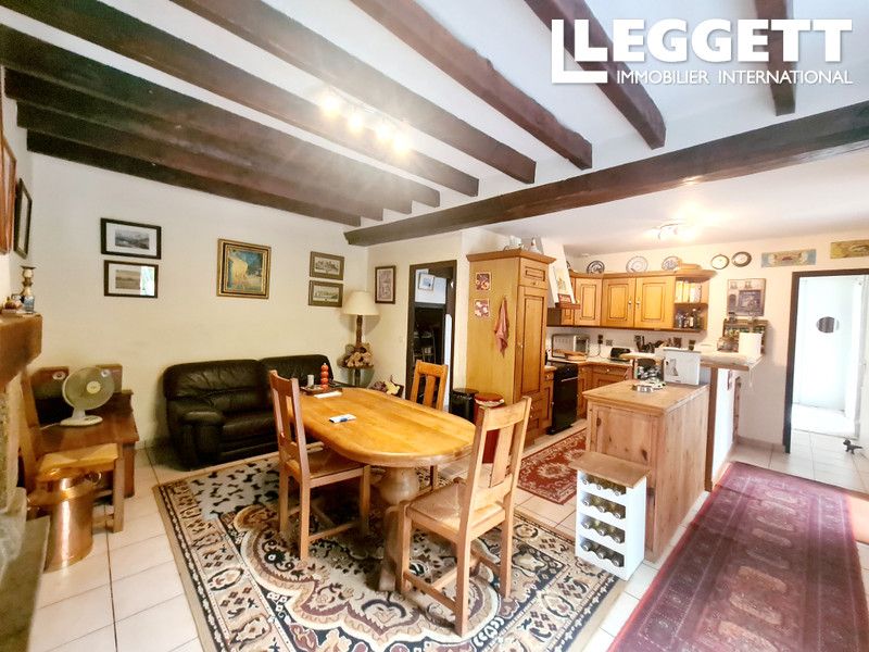 Property photo 2 of 10