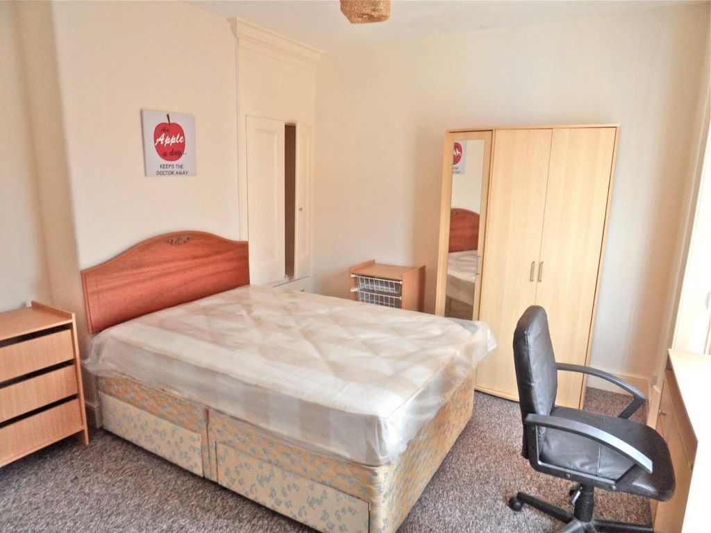 Property photo 2 of 5 F9A578Bd-94Df-4436-B3Da-6790c3E7c0d0.Jpg
