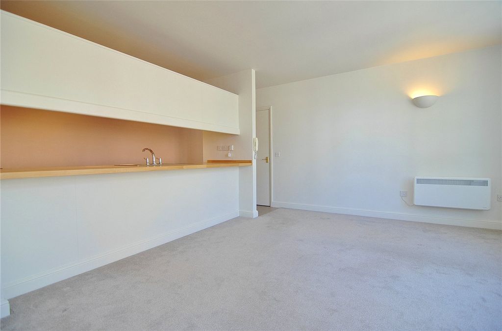 Property photo 3 of 14 Picture No. 36