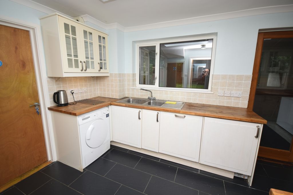 Property photo 3 of 14 Photo 11