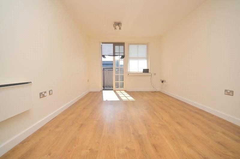 Property photo 3 of 14 Picture No. 02