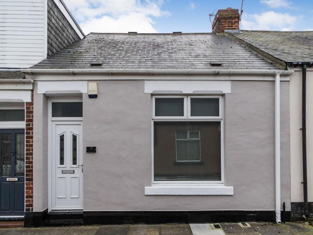 Property photo 1 of 12 External