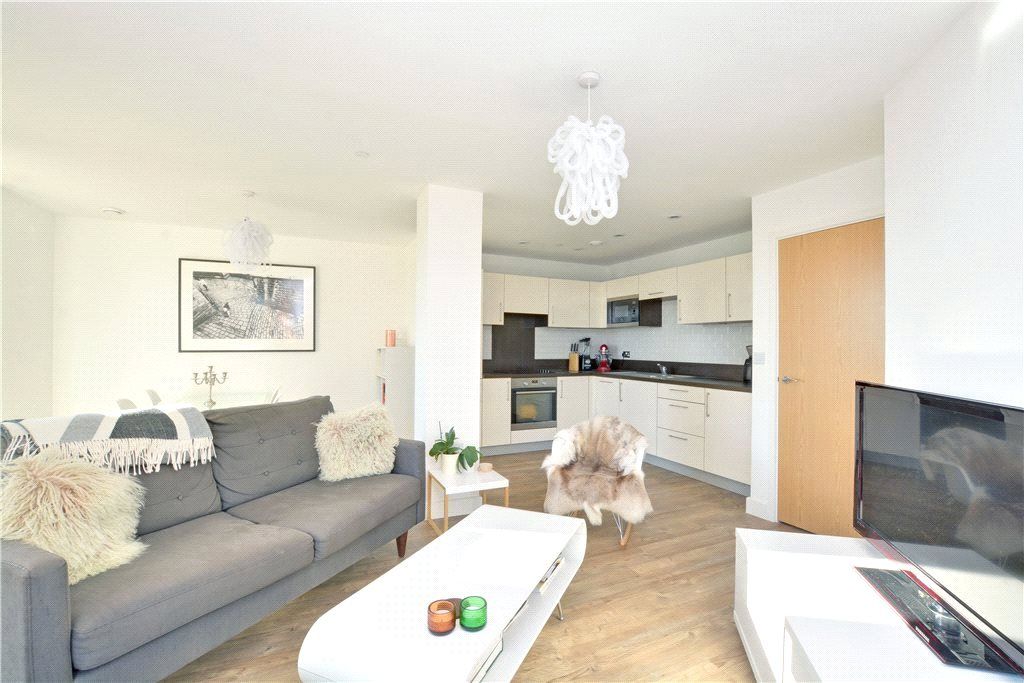 Property photo 2 of 13 Picture No. 11