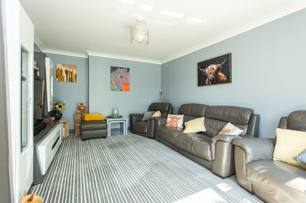 Property photo 3 of 26 Picture 3