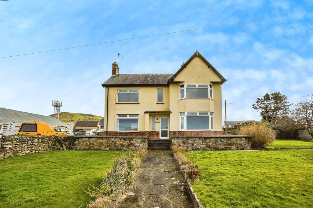 Property photo 1 of 24