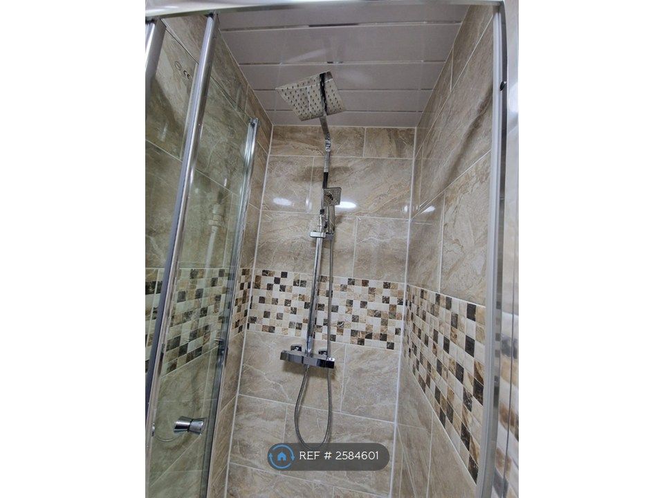 Property photo 1 of 3