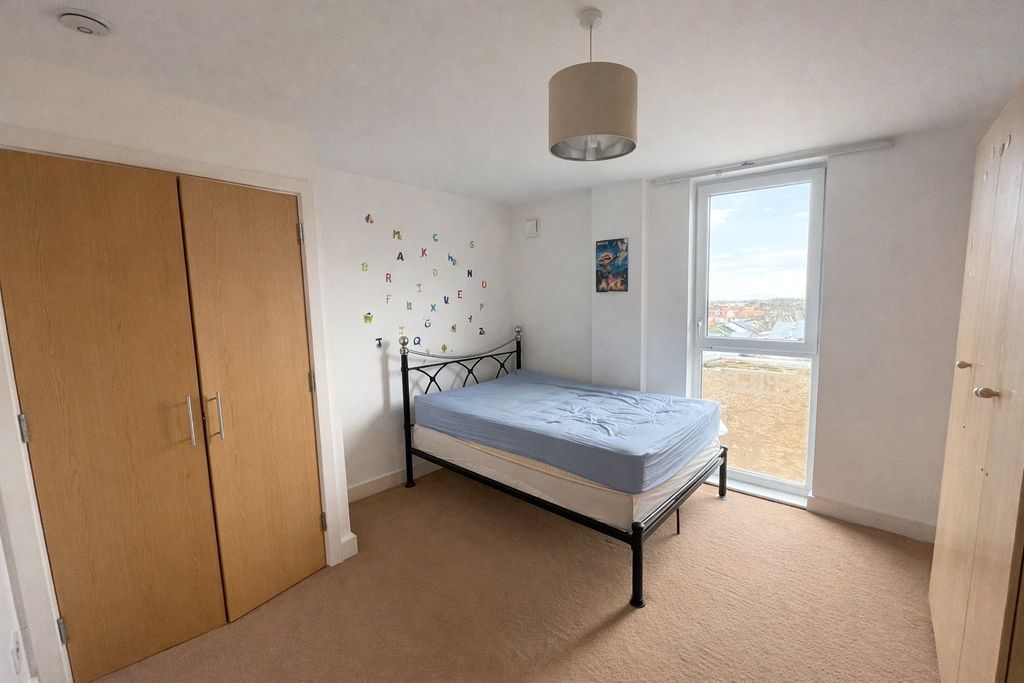 Property photo 3 of 4 Bedroom