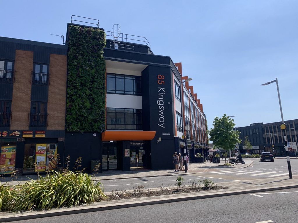 Property photo 2 of 8 Image 2