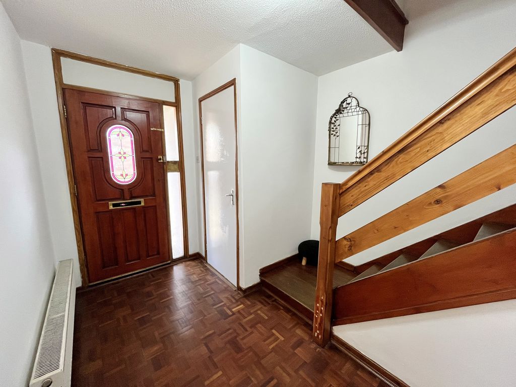 Additional image 11 of 3 bed maisonette for saleCommunity Road, Greenford UB6