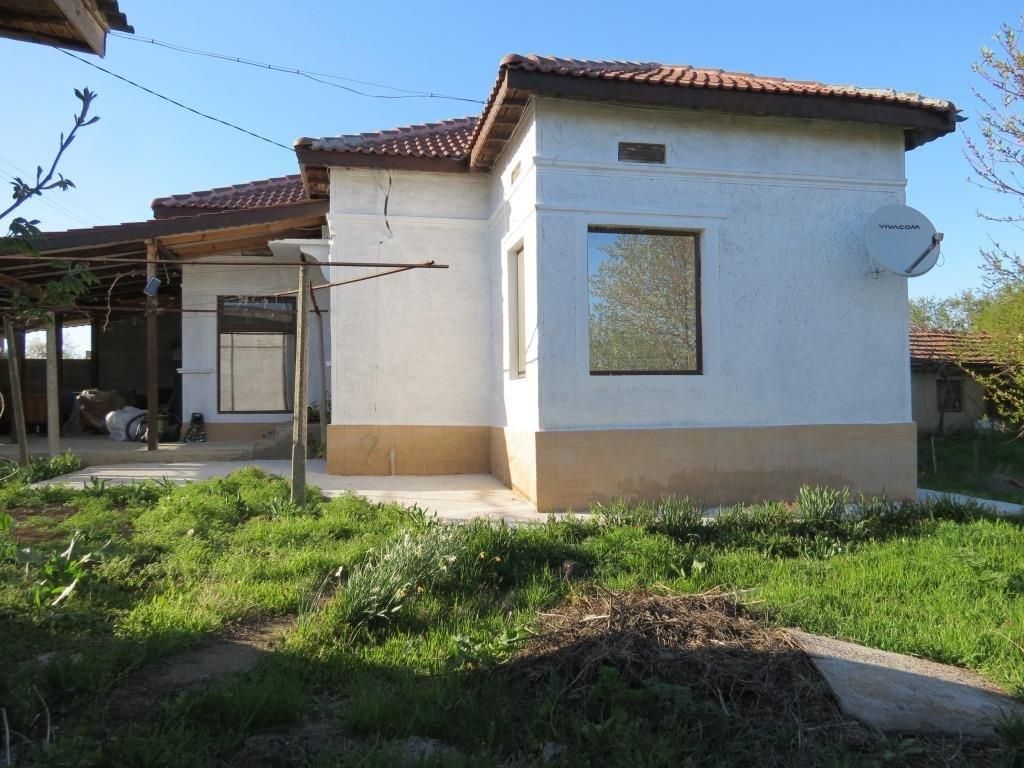 Property photo 1 of 5