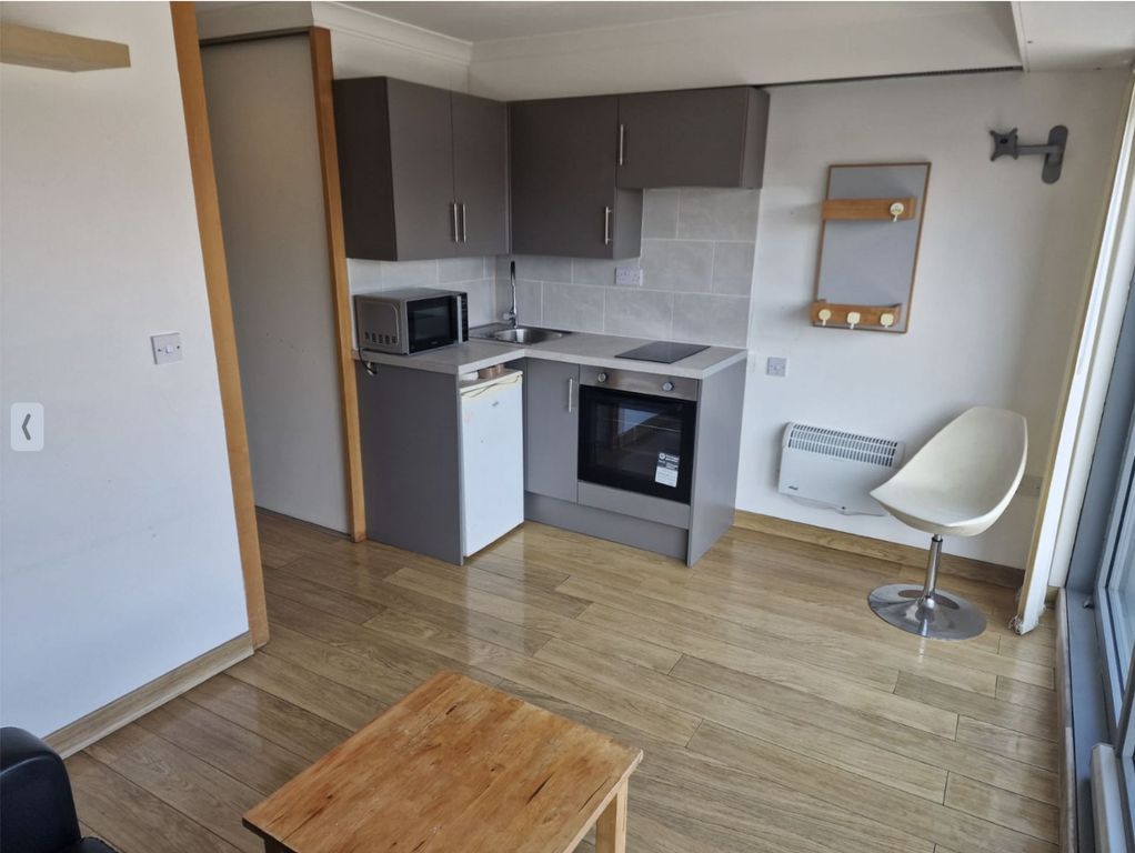 Property photo 2 of 5