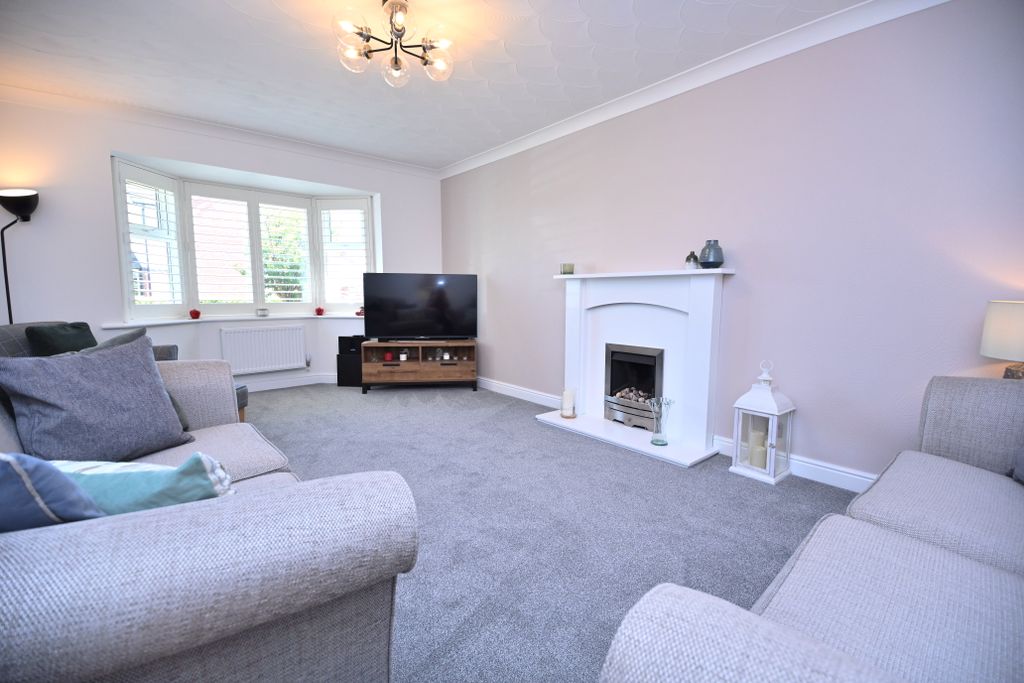 Property photo 2 of 46