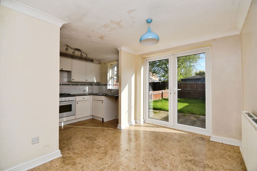 Property photo 3 of 9 Pbox-Img.Jpg