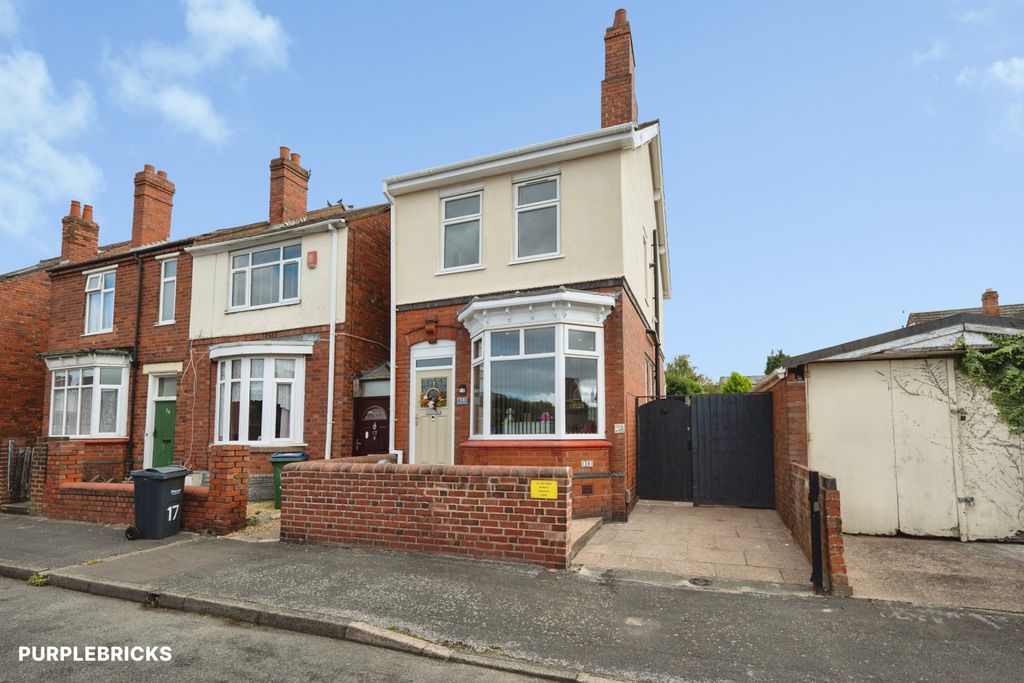 Property photo 1 of 29
