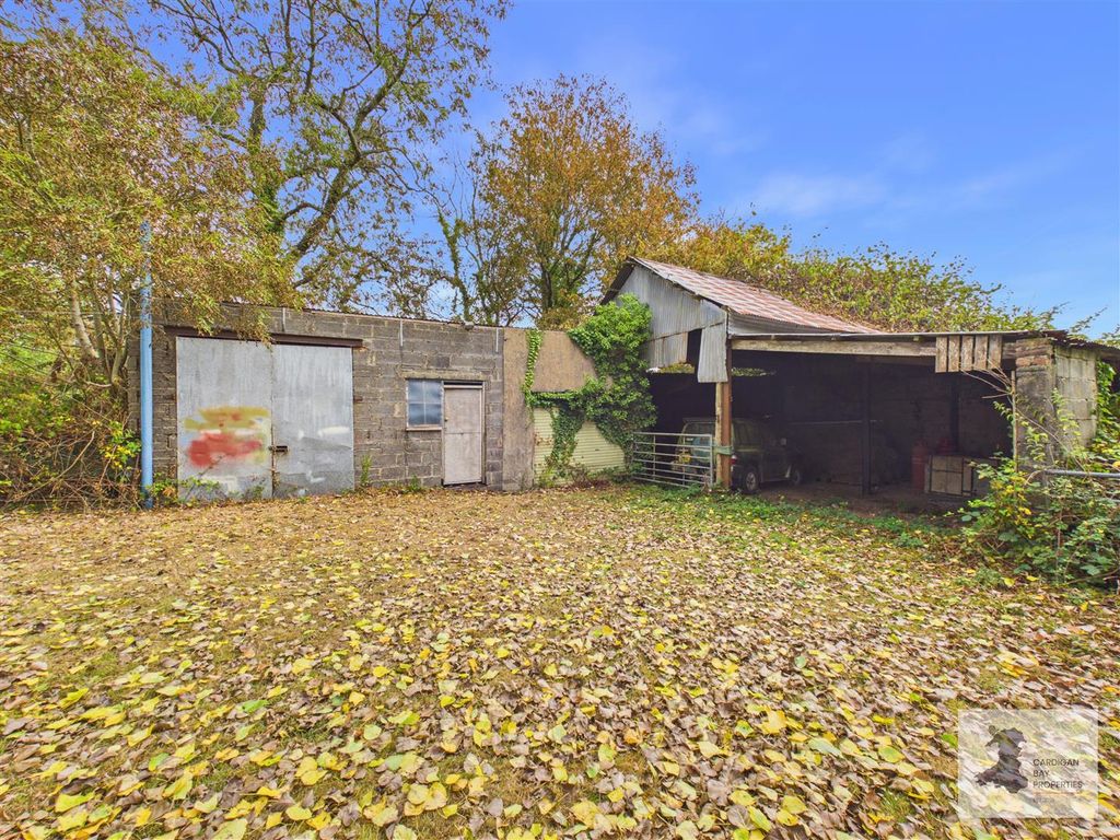 Property photo 3 of 28 Barn &amp; Workshop