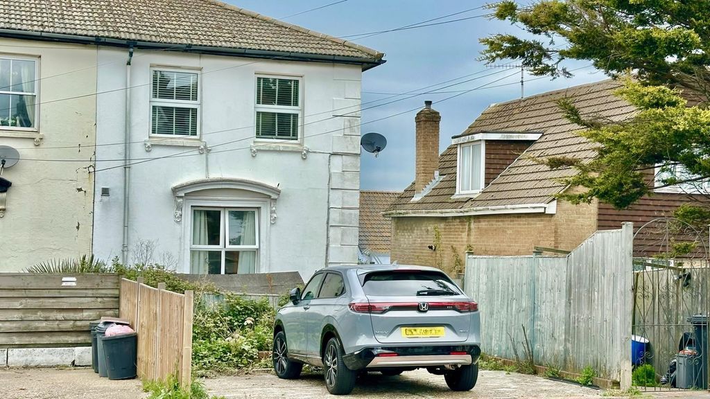 Property photo 1 of 20