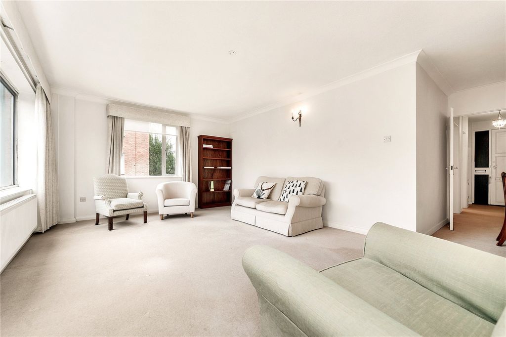 Property photo 2 of 15 Picture No. 10