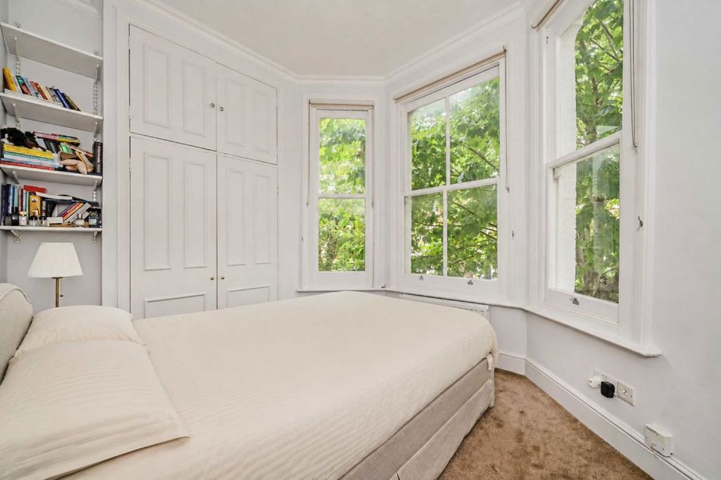 Property photo 3 of 7