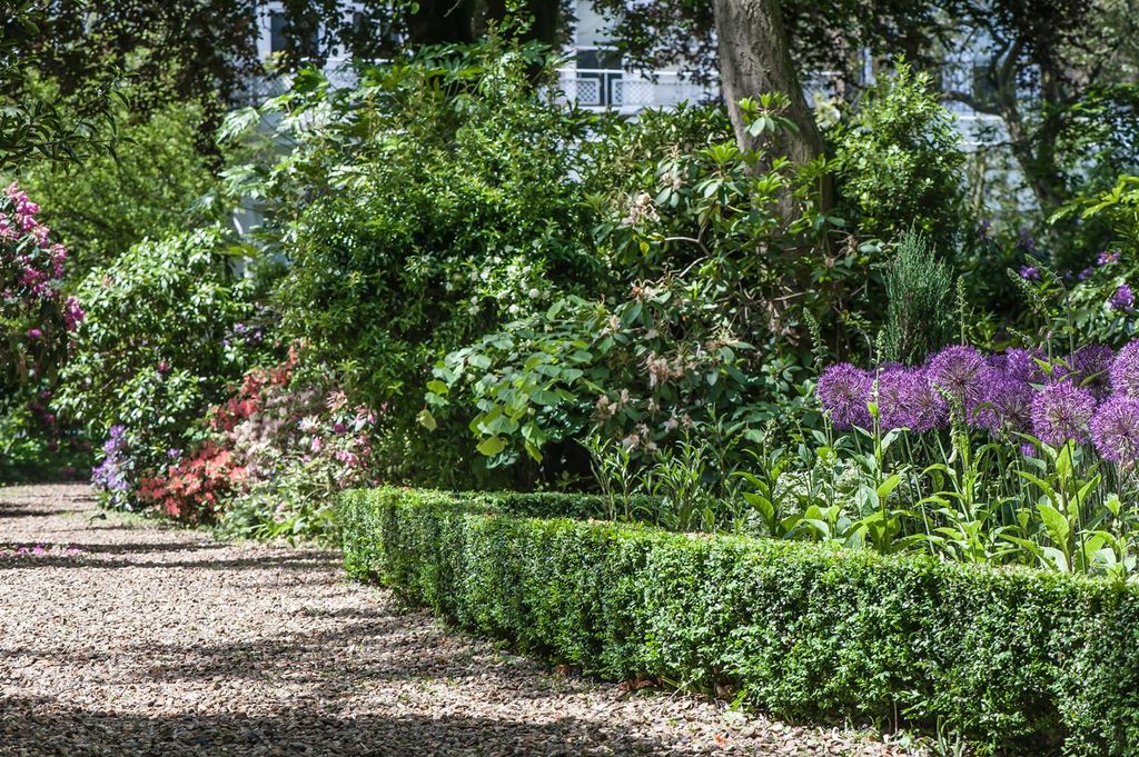 Property photo 2 of 12 Gledhow Gardens-12.Jpg